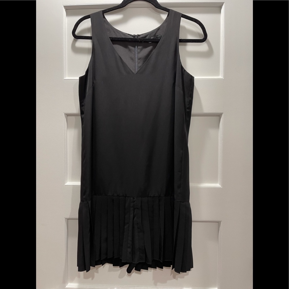 Cutest cocktail dress but it’s really a romper!